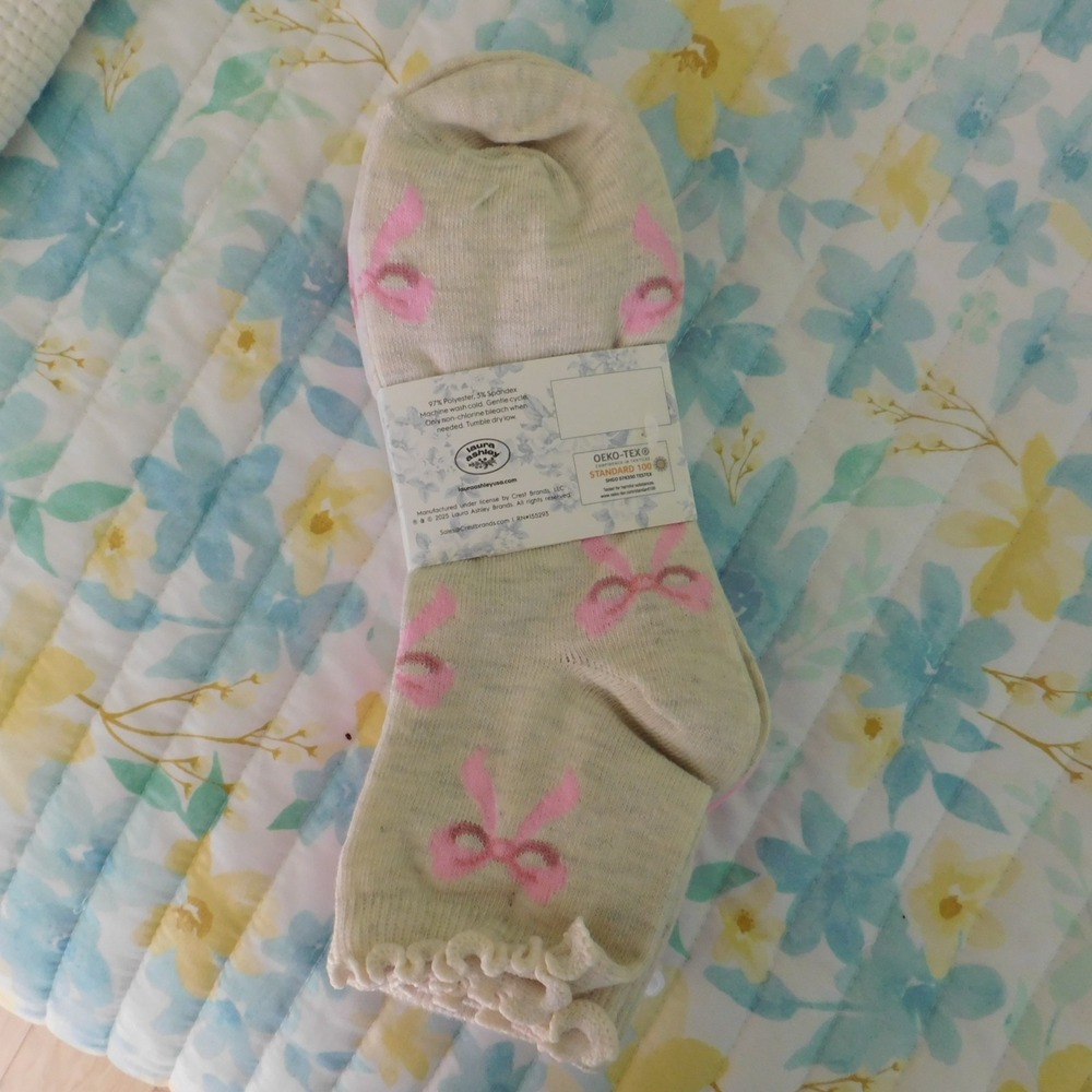 NEW Laura Ashley Women's Quarter Socks 6 Pair Value Pack Sz 9-11 Shoe 4-10 Bows - Picture 4 of 6